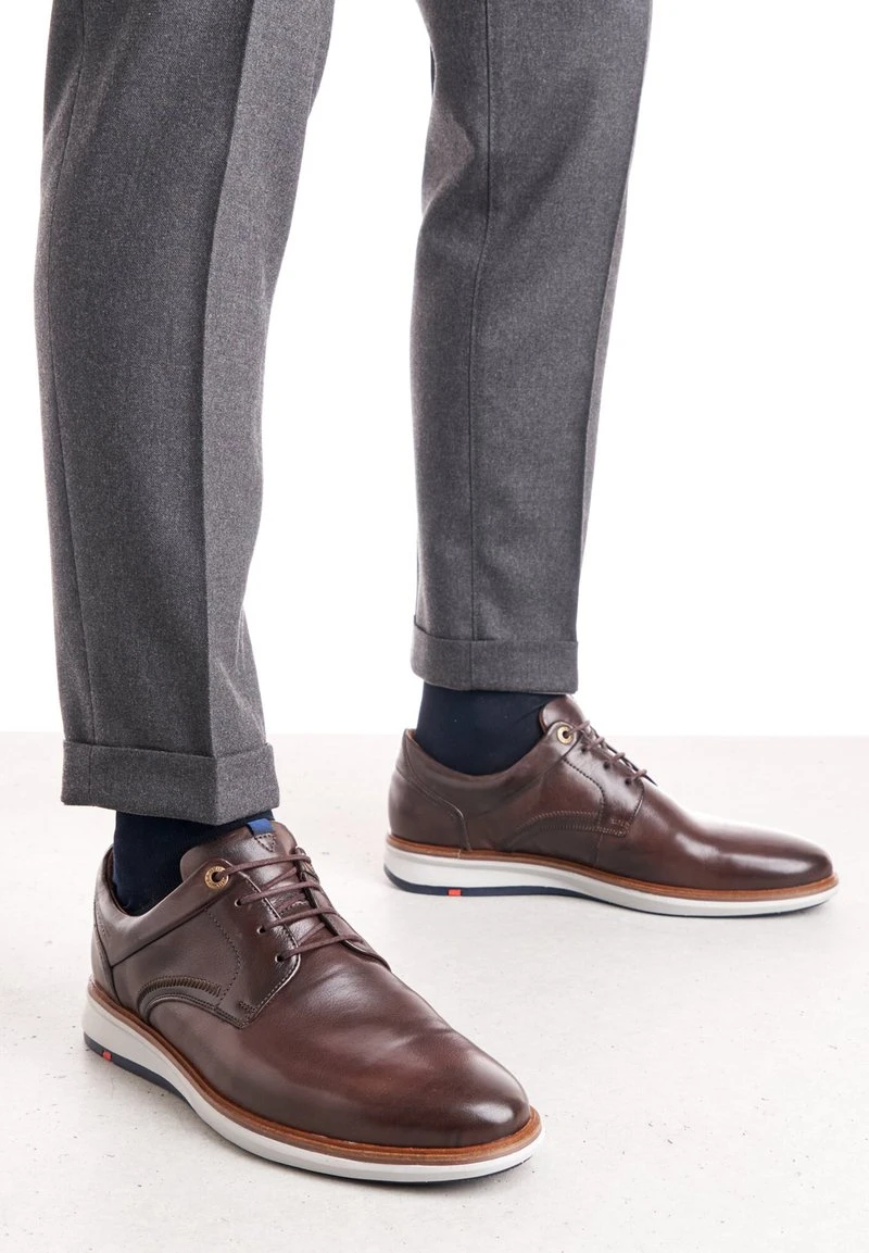 Lloyd MATHEW - Schnürer - Braun 3 Lloyd MATHEW - Schnürer - Braun