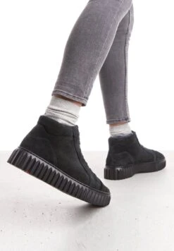 Lloyd MIT LEICHTER SOHLE - Sneaker High - Weiß